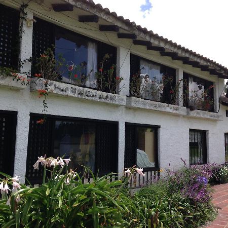 Mansion Samzara Hosteleria Sangolquí Exteriör bild