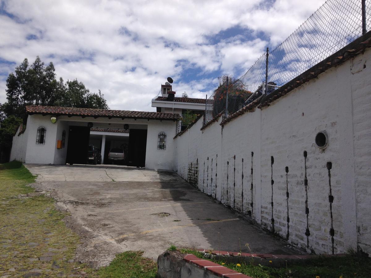 Mansion Samzara Hosteleria Sangolquí Exteriör bild